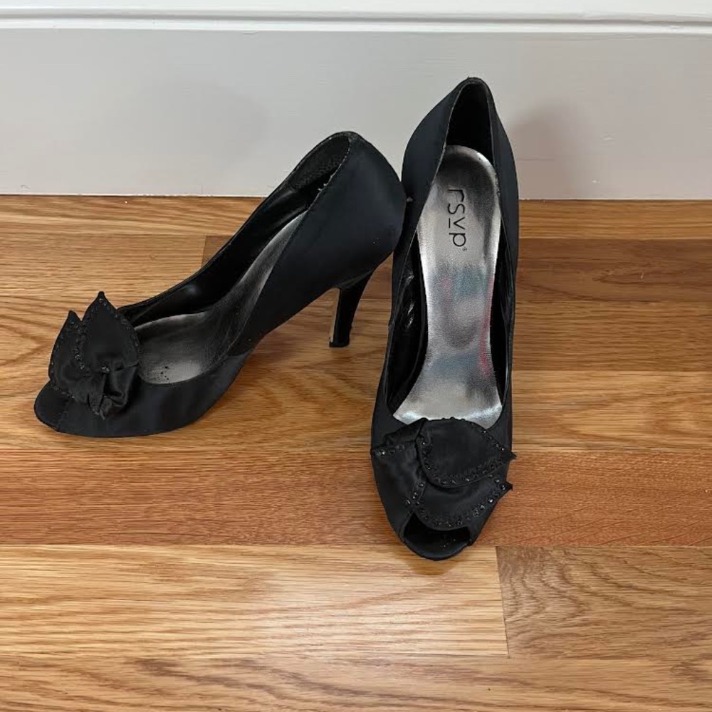 Black dress heel